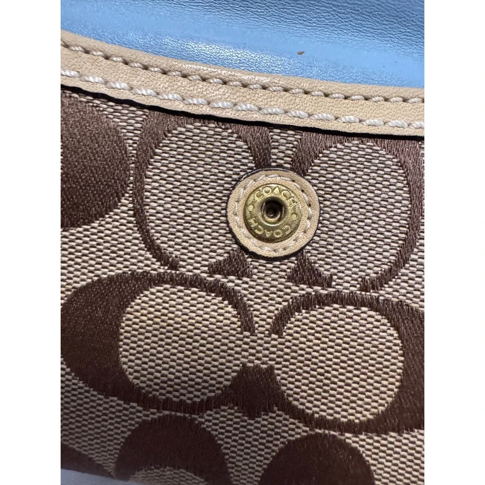Coach Signature C Jacquard Turnlock Trifold Wallet Brown Tan Light Blue Interior